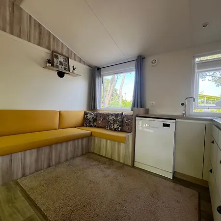 Kemping Bungalow 6 Personnes Camping 5 Etoiles Ile De Re Sainte-Marie-de-Ré